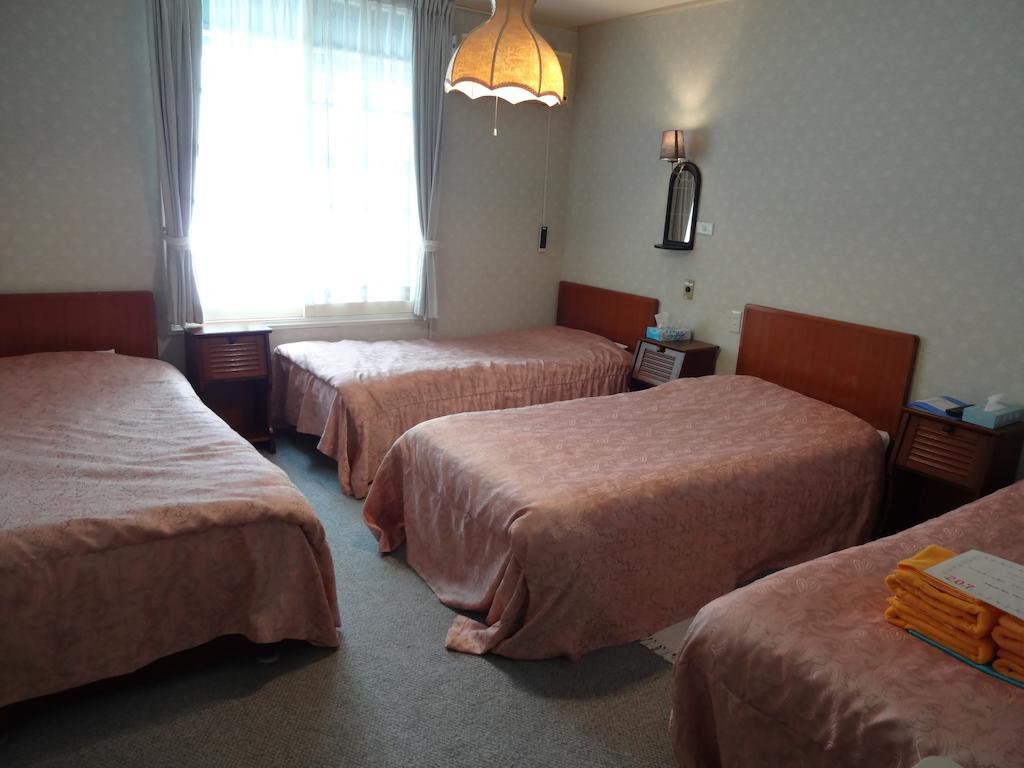 Ishiuchi Pension Bruges Minamiuonuma Room photo
